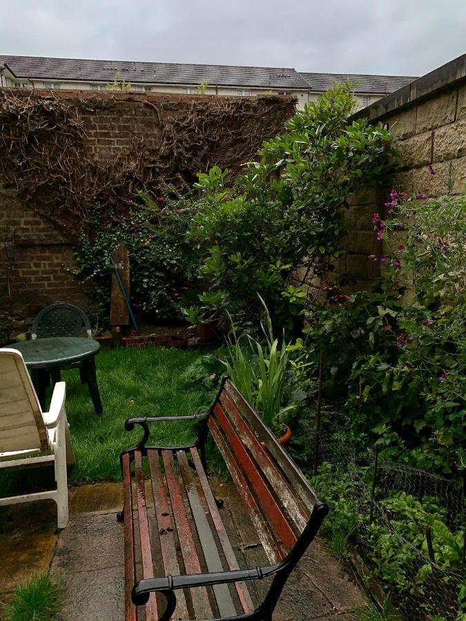 Charming 5-Bed Apartment In Edinburgh Exterior photo